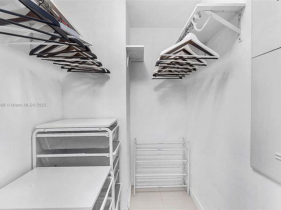 5th image of 485 Brickell Ave APT 3602