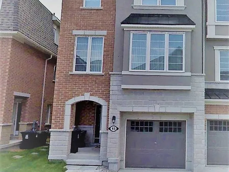 45 Fusilier Dr — Photo 1