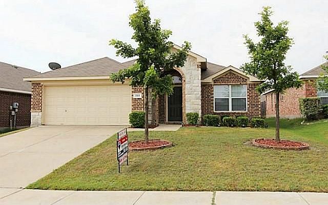 1st image of 713 Sequoia Dr