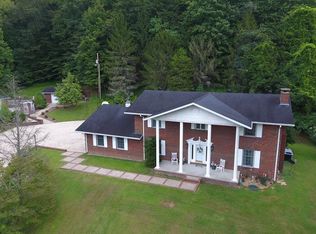 148 Branham Hl, Betsy Layne, KY 41605