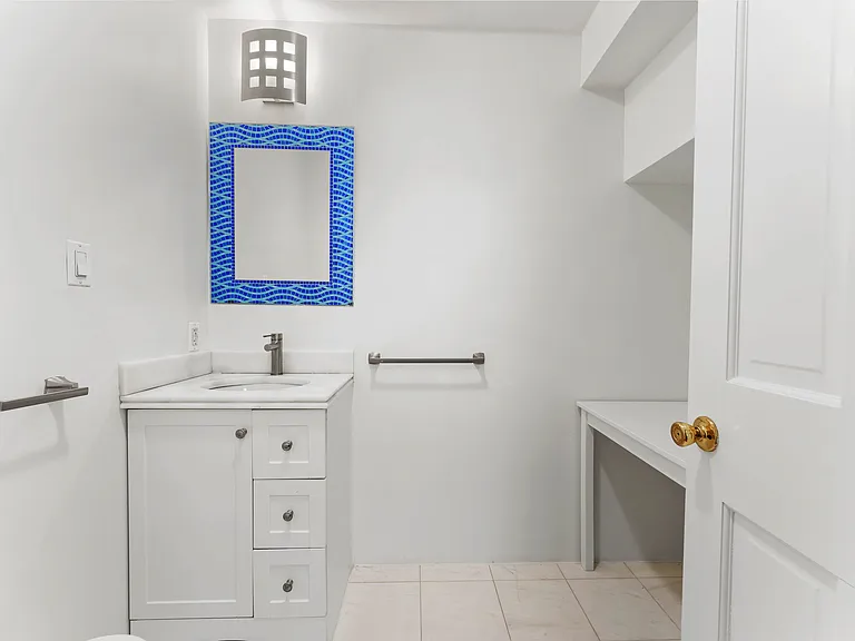 842 Carroll St #1 — Photo 6