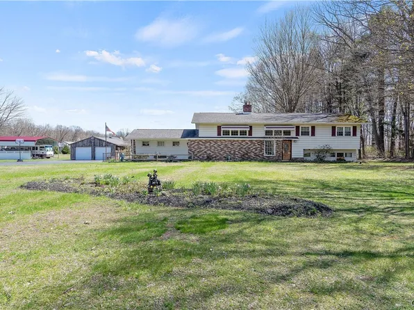 8496 Henry Clay Blvd, Clay, NY 13041