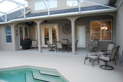 4th image of 8011 Langhurst Ct