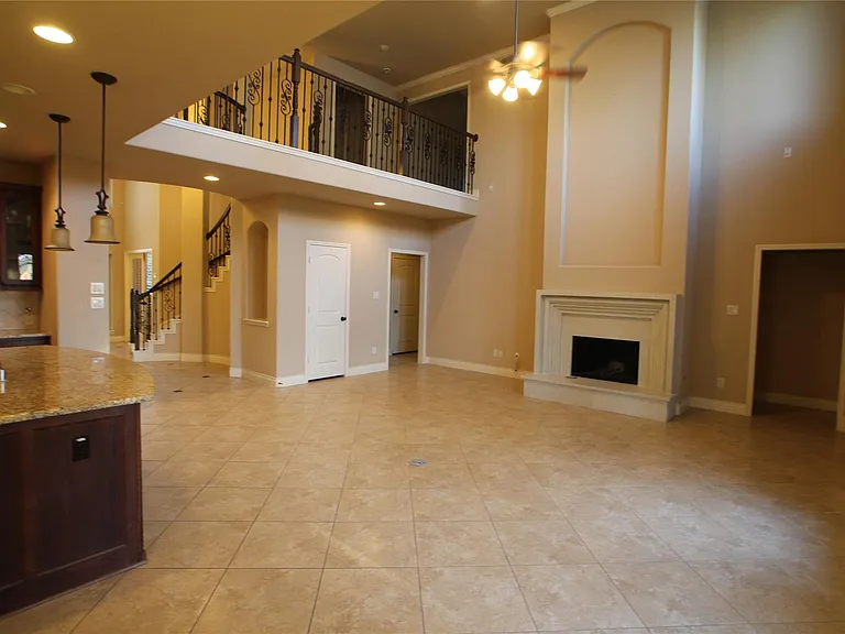 1995 Biscayne Lake Dr — Photo 9