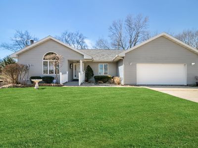 126 Potawatomi Rd, Williams Bay, WI, 53191