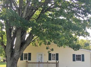 193 Quaker Trace Rd, West Alexandria, OH 45381