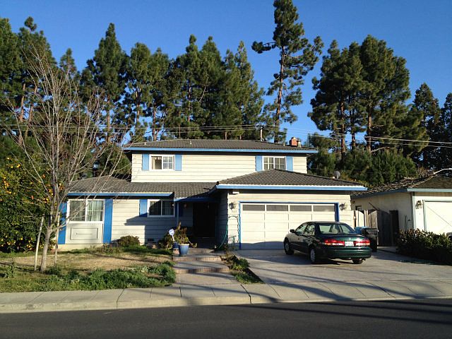 1st image of 965 Live Oak Dr