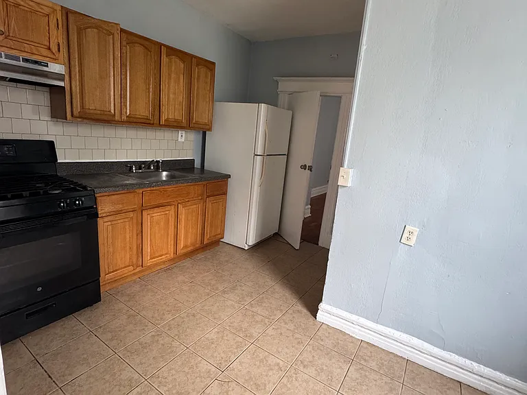 75 Carnegie Ave #3 — Photo 8