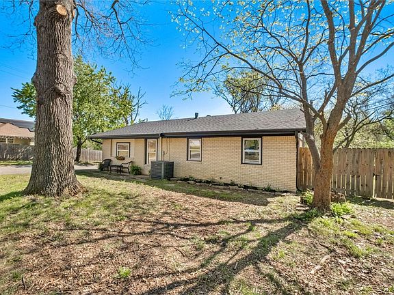 5th image of 1280 Coler Dr