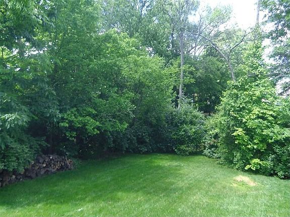 3rd image of 1377 Fox Hunt Ct