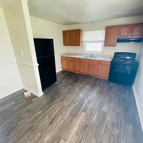 8806 Leafycreek Dr — Photo 7