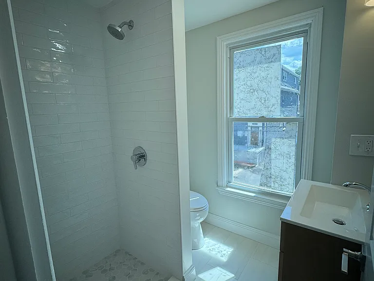 21 Everett Ave #2 — Photo 12