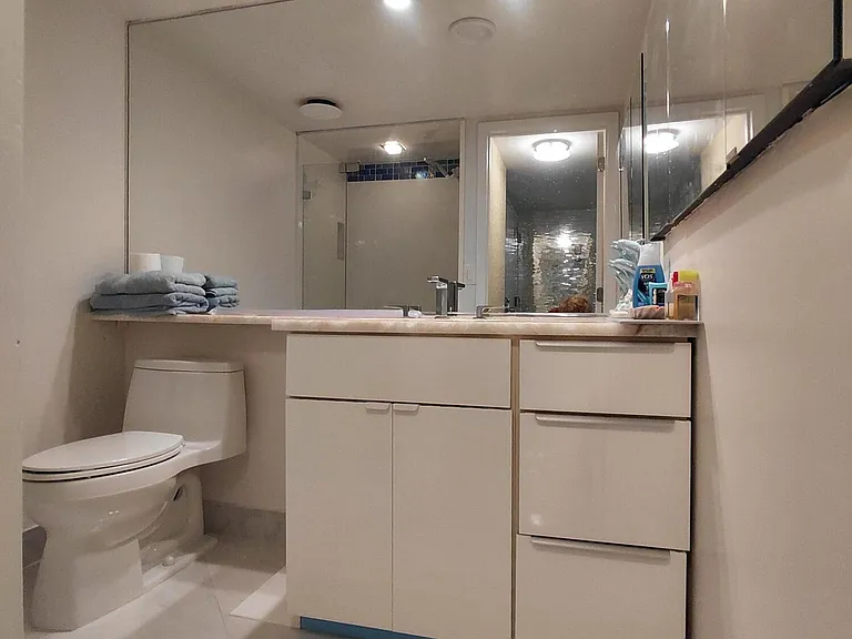 3900 Galt Ocean Dr #1208 — Photo 29