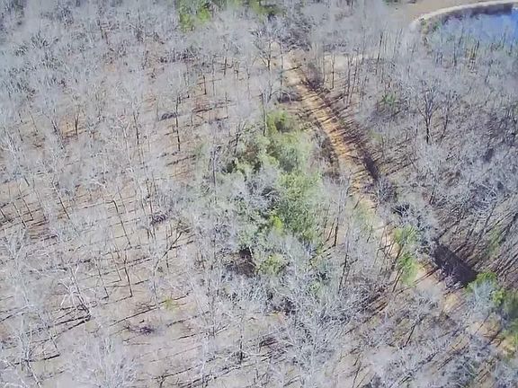 4th image of 3820 Nebula Rd