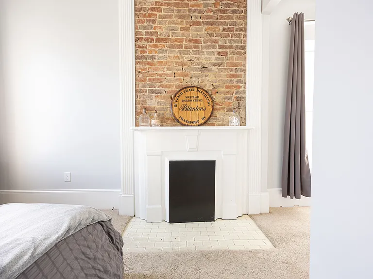 275 S Limestone St #240 — Photo 13