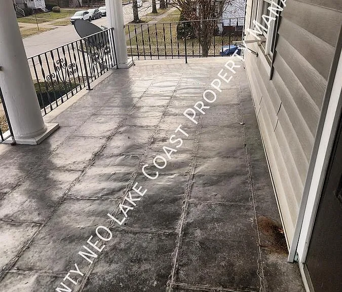 1298 Nicholson Ave — Photo 3