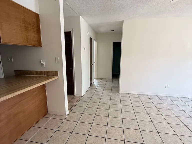 513 Landview St #D — Photo 3