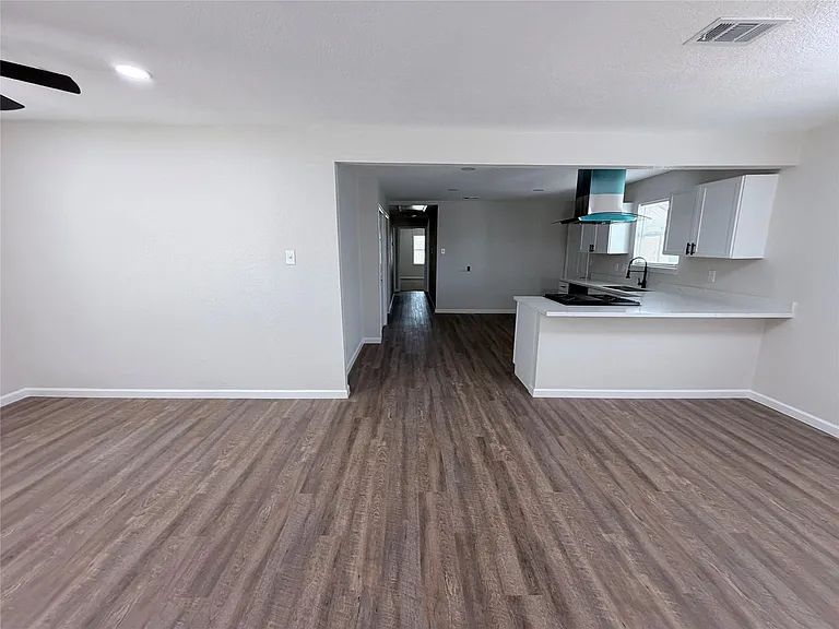 2915 Creston Dr — Photo 5