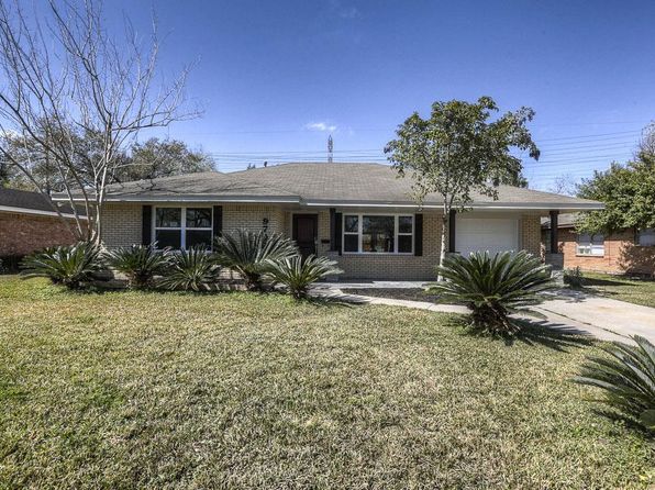 9706 Bassoon Dr