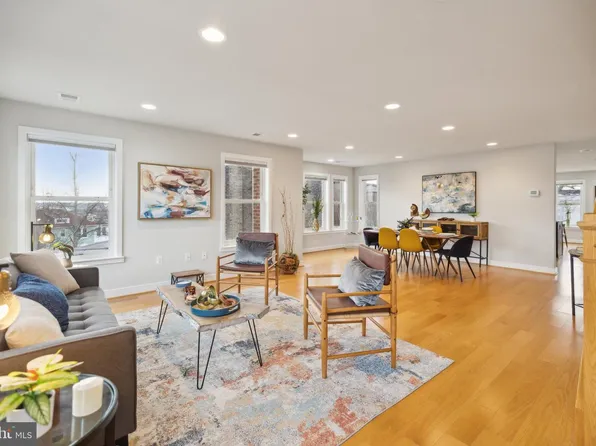 1259 Holbrook Ter NE #2, Washington, DC 20002