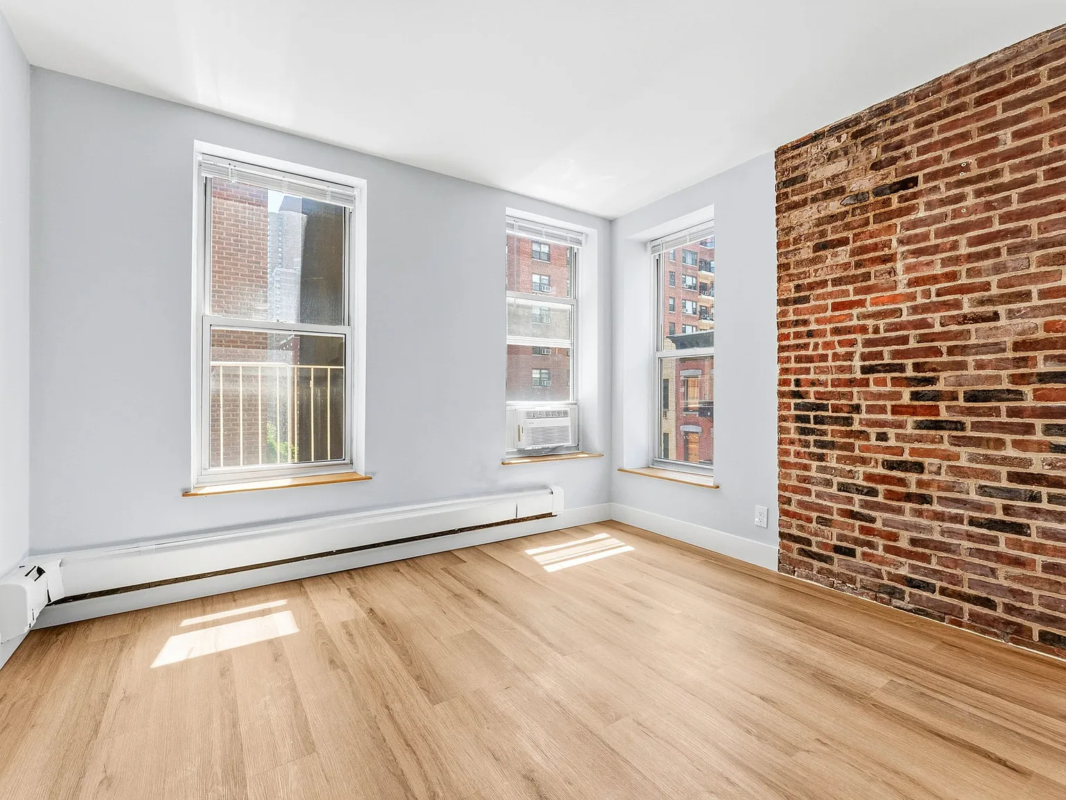 401 East 63rd Street — Photo 3