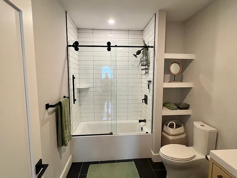 37 Horace St #102 — Photo 25
