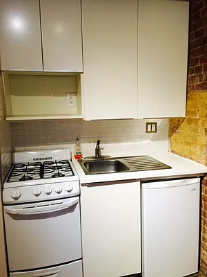 Rented by Citi Habitats | media 12