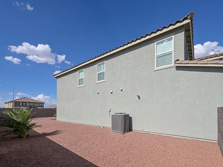 9792 Newcastle Spring Ave — Photo 42