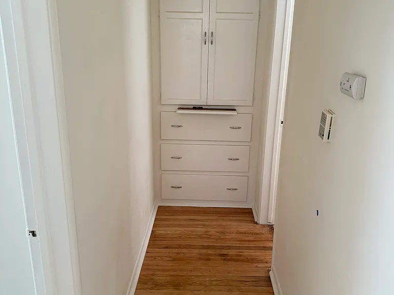 848 Centinela Ave #2 — Photo 8