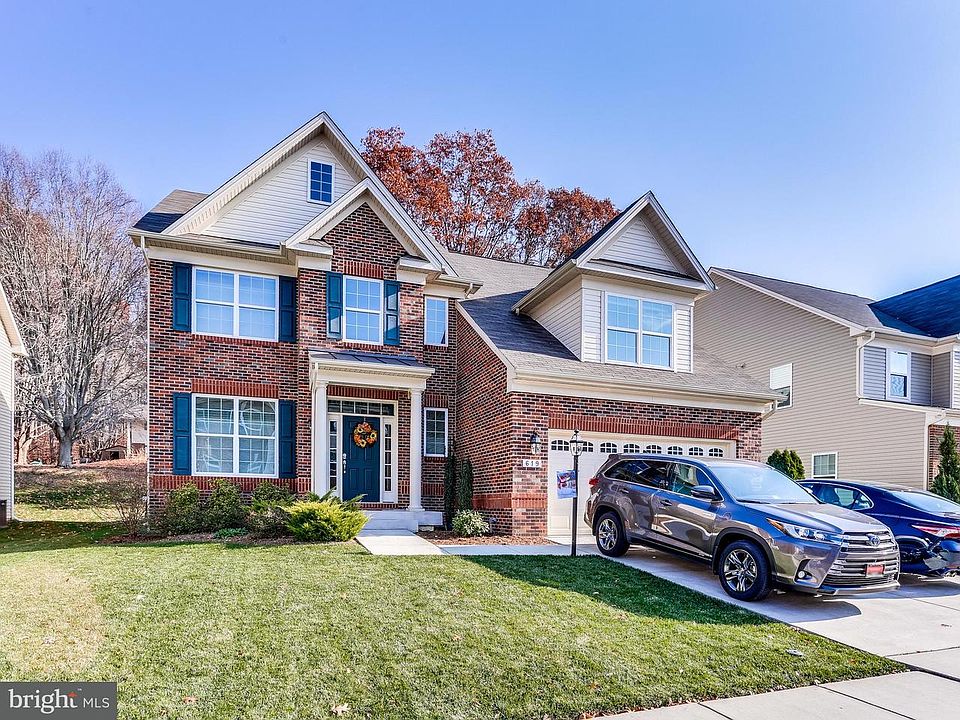 1st image of 619 Highland Farms Cir