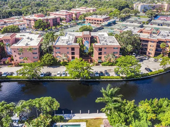 620 Tennis Club Drive #103, Fort Lauderdale, FL 33311