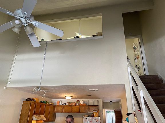 3rd image of 1089 Ocala Rd