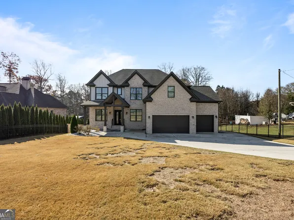 1952 Azalea Dr, Lawrenceville, GA 30043