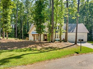 43 Shadow Ln, Dadeville, AL 36853