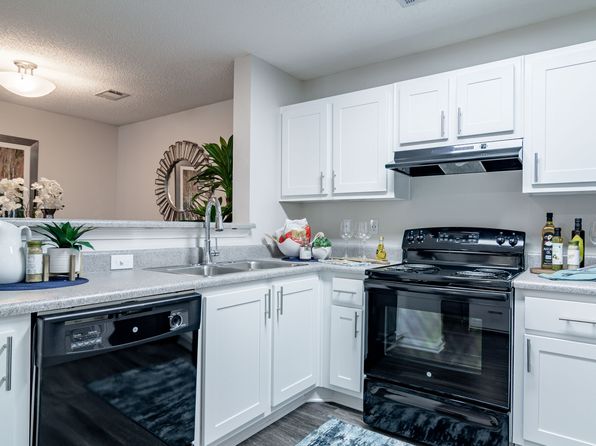 Belle Vista Apartments | 100 Camellia Ln, Lithonia, GA