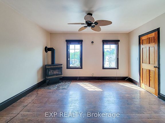 4th image of 6133 Prospect St
