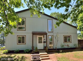 131 Richland Cir, Sterling, VA 20164