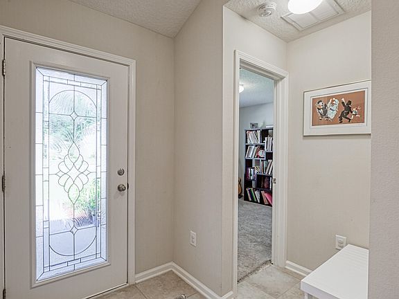 4th image of 422 Samara Lakes Pkwy