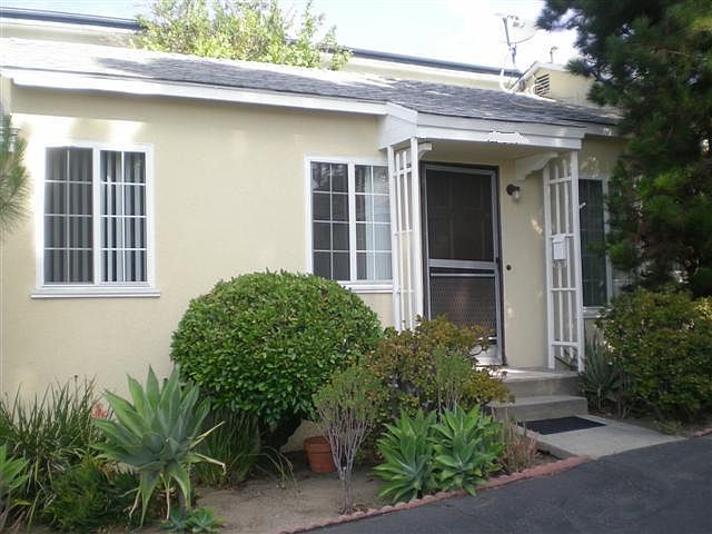1st image of 3921 Ocean View Blvd #1/4