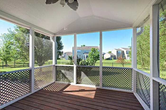 14426 Chariots Whisper Dr — Photo 33