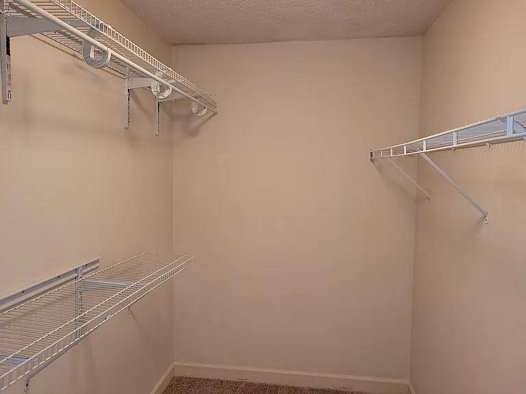 4009 Omer Ln — Photo 14