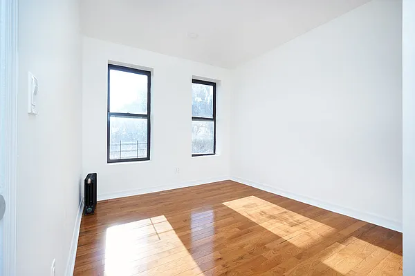 Rented by Compass | media 3