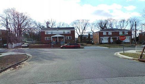Exterior Neighborhood (street photo)