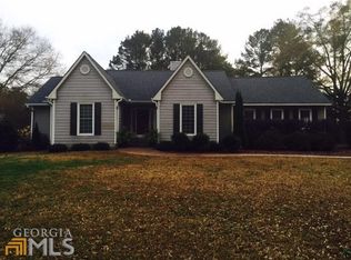 30 Round Lake Rd, Griffin, GA 30224