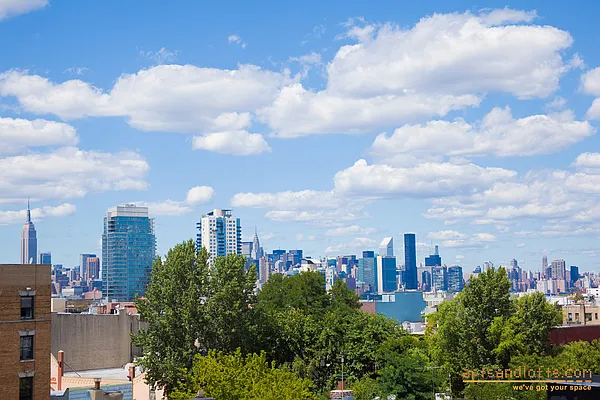 Sold by aptsandlofts.com | media 1