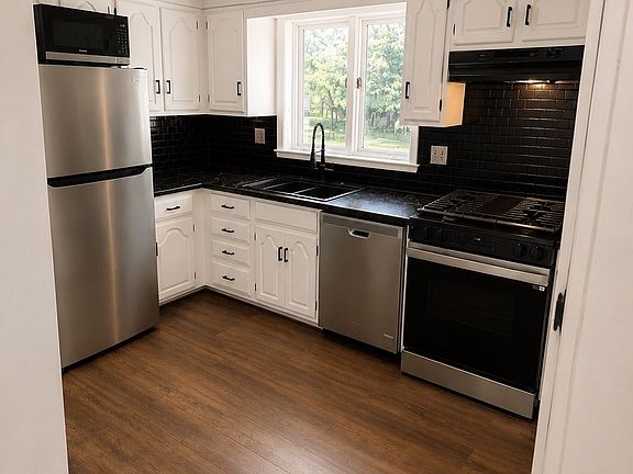 5th image of 5384 Hacienda Dr