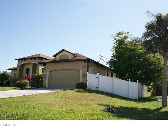 2nd image of 17561 Blackfriar Dr