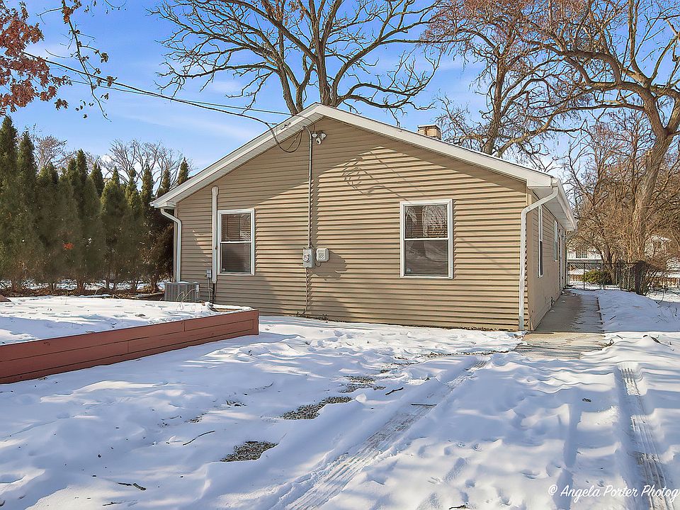 1st image of 39450 N Circle Ave