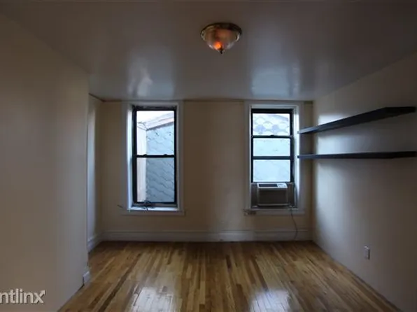 40 4th Ave #4, Brooklyn, NY 11217