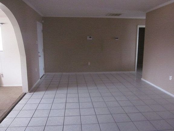 4th image of 1513 E 36th St